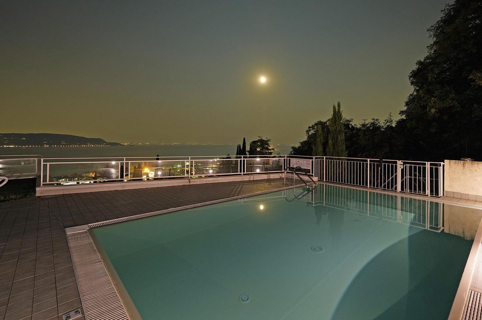 Poggio Al Sole 6 Apartment By Wonderful Italy Toscolano Maderno Luaran gambar